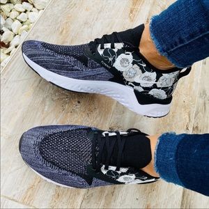 Nike Odyssey React 2 Flyknit 🌹 New in box